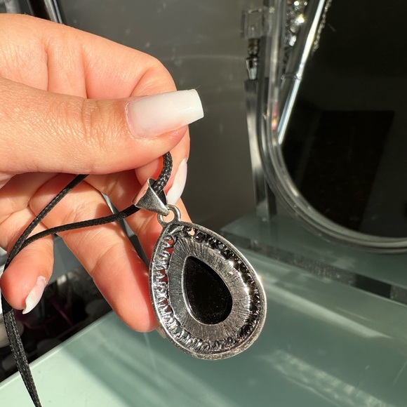 Authentic labradorite Necklace with vintage silver frame - Picture 4 of 8